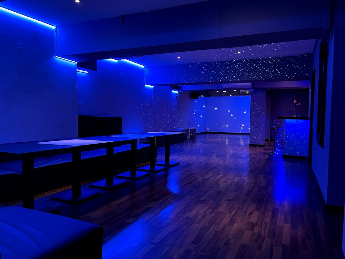 Sala Blue (8)